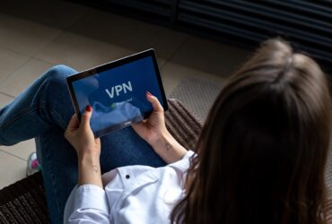 Wpływ VPN na streaming online i dostęp do ograniczonych treści